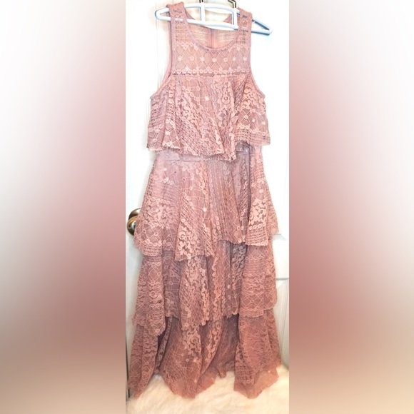 Beautiful Lace ruffled dress for kids - Picture 1 of 7